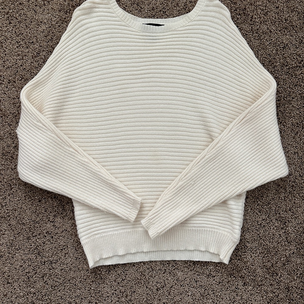 Express Women's Ivory Ribbed Sweater